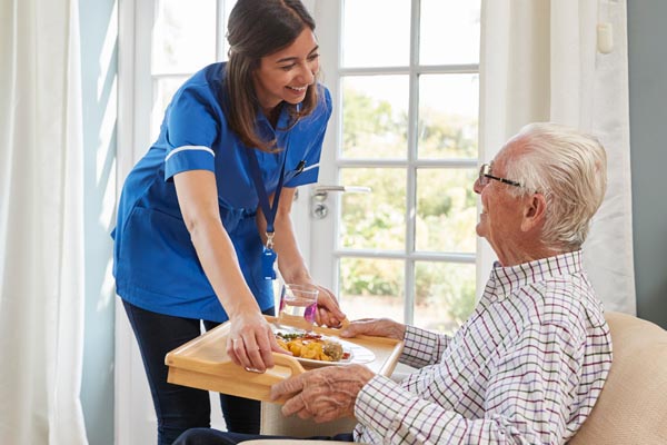 In-Home Care near me in Oakland County Michigan Senior Caregivers